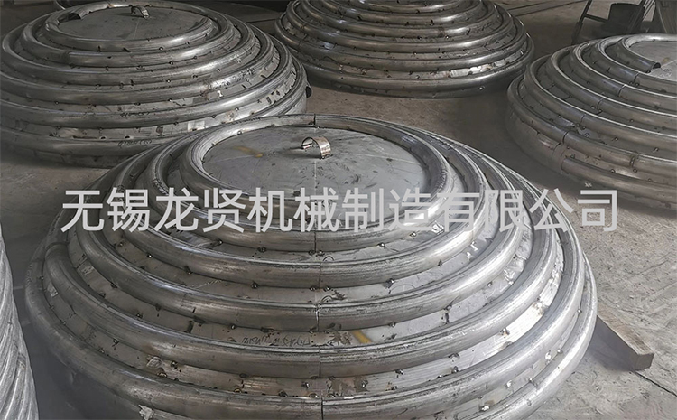 封頭盤(pán)管的生產(chǎn)加工為啥要老師傅來(lái)做？